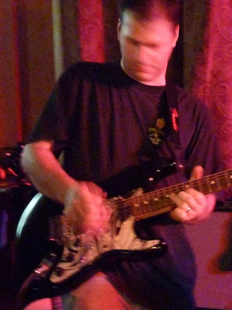 P1010062-small-dave-up